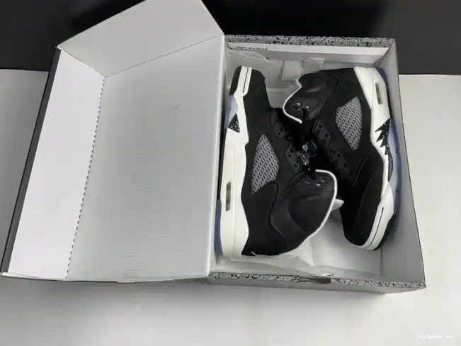 Rep MAX 5 CT4838-011 AIR JORDAN OREO 0424
